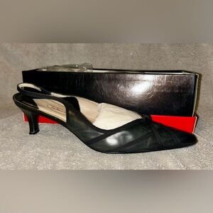 Talbots Black sling back heels with box
Size 9 1/2